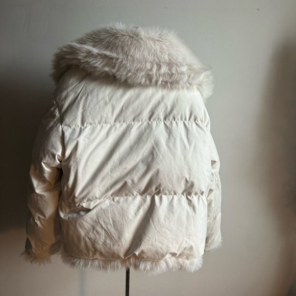 Banana Republic Faux Fur Reversible Down Coat M - Picture 5 of 8
